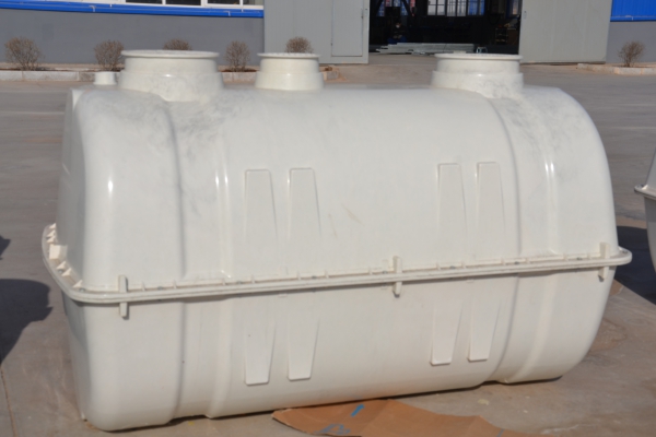 SMC模壓玻璃鋼化糞池在設(shè)計(jì)和運(yùn)輸時的注意要點(diǎn)有哪些